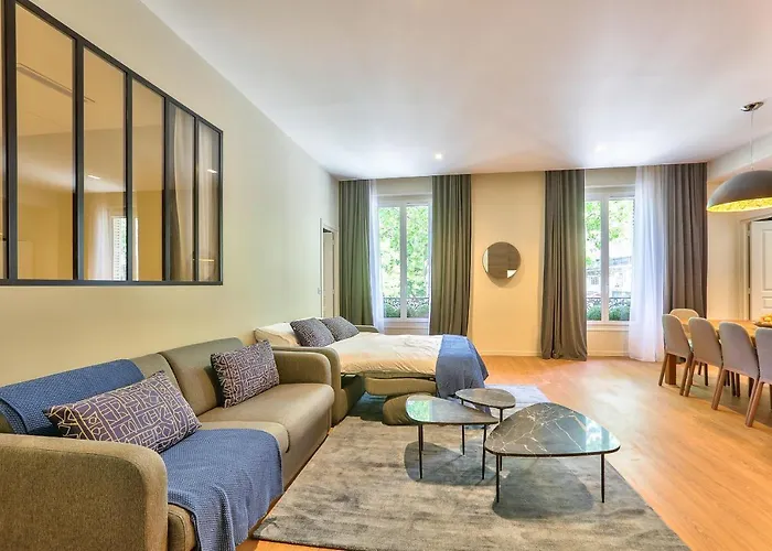 119 - Urban Spacious Sebastopol *